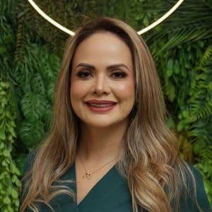 Dra. Silvia Magalhães